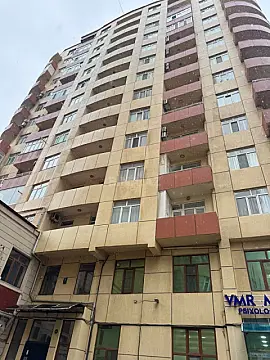 Satılır 3 otaqlı mənzil 172 m² — Bakı 3 otaq 172.00 m²