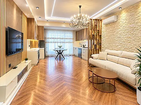 Kirayə verilir 3 otaqlı mənzil 120 m² — Bakı, Nərimanov 3 otaq 120.00 m²