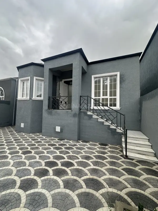 Satılır 3 otaqlı həyət evi 130 m²