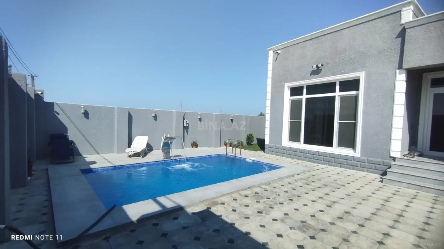 Satılır 4 otaqlı həyət evi 122 m²