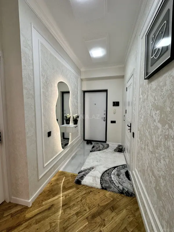 Satılır 2 otaqlı mənzil 58 m²