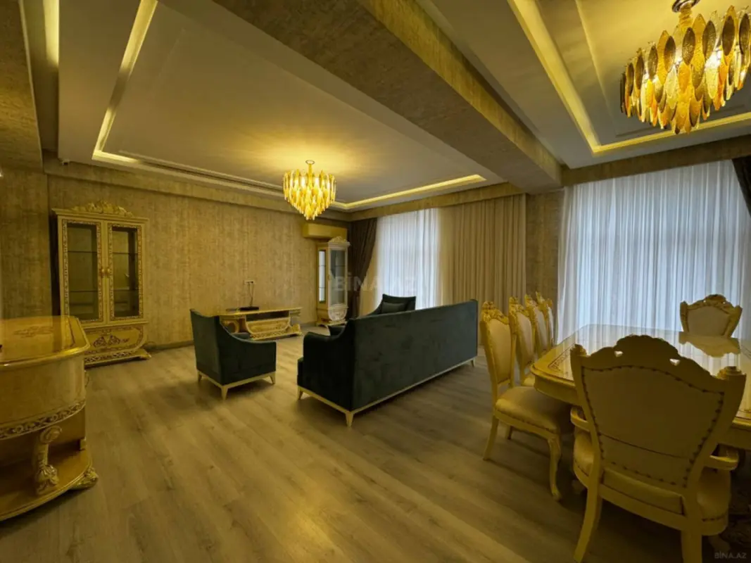Kirayə verilir 3 otaqlı mənzil 192 m²