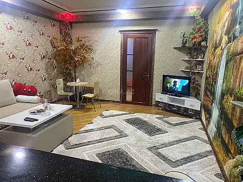 Kirayə verilir 2 otaqlı mənzil 70 m² — Bakı, Nərimanov 2 otaq 70.00 m²