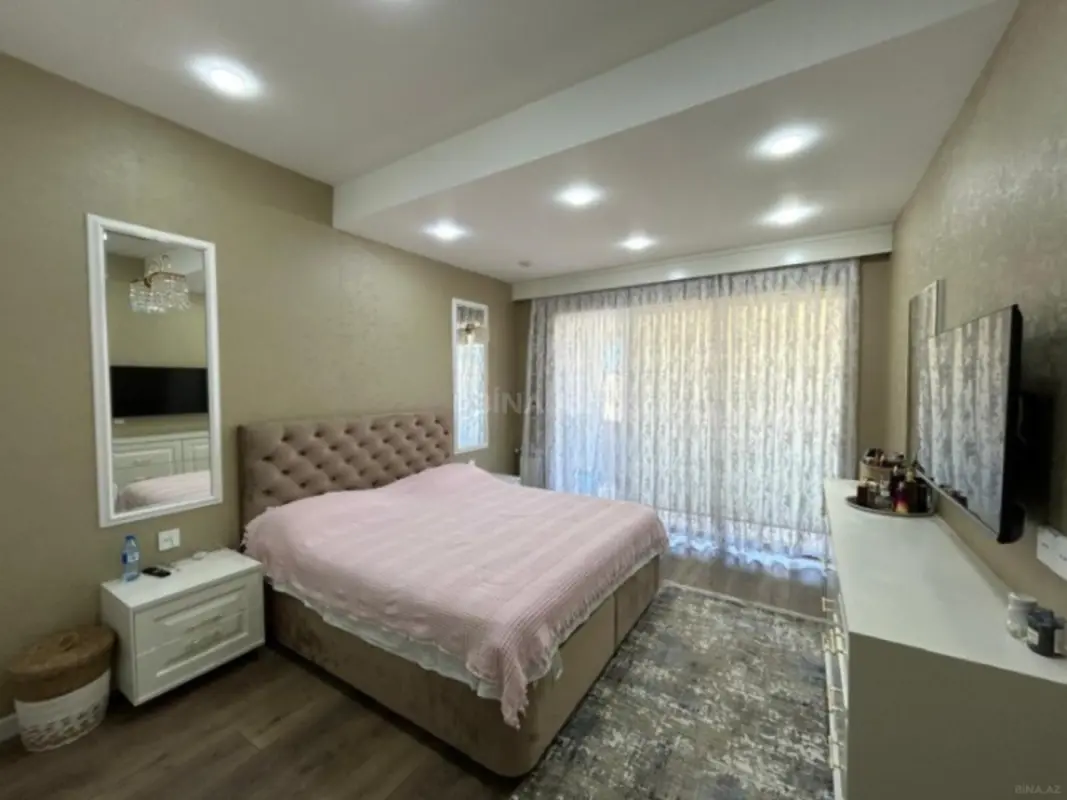 Satılır 3 otaqlı mənzil 110 m²