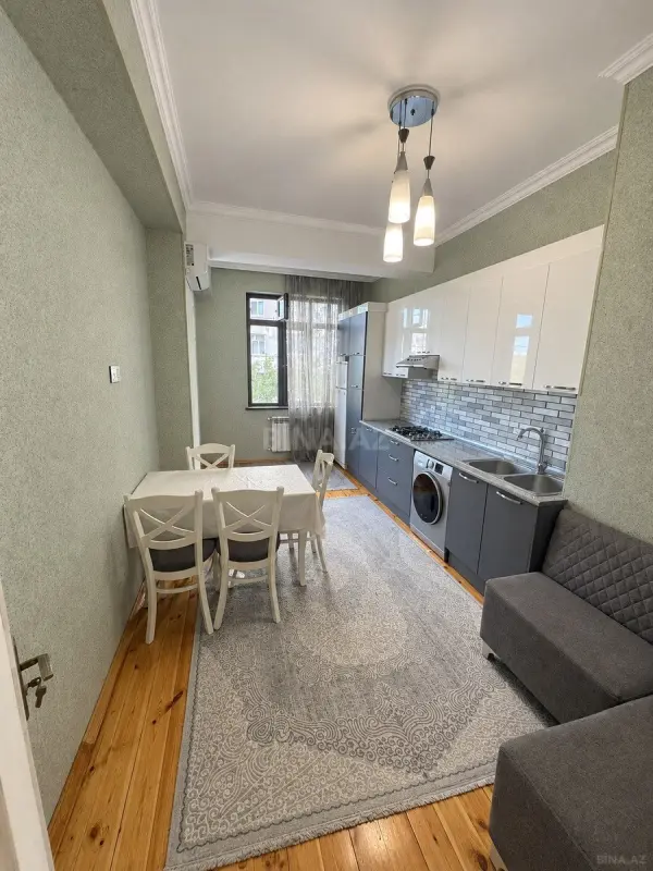 Satılır 3 otaqlı mənzil 96 m²