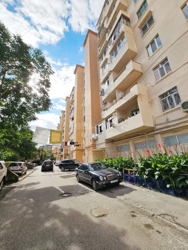 Satılır 3 otaqlı mənzil 78 m²