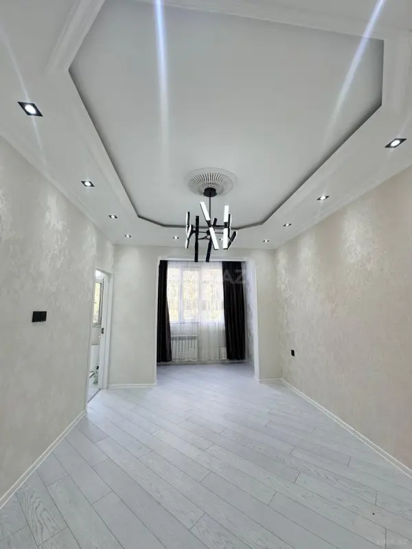 Satılır 2 otaqlı mənzil 68 m²