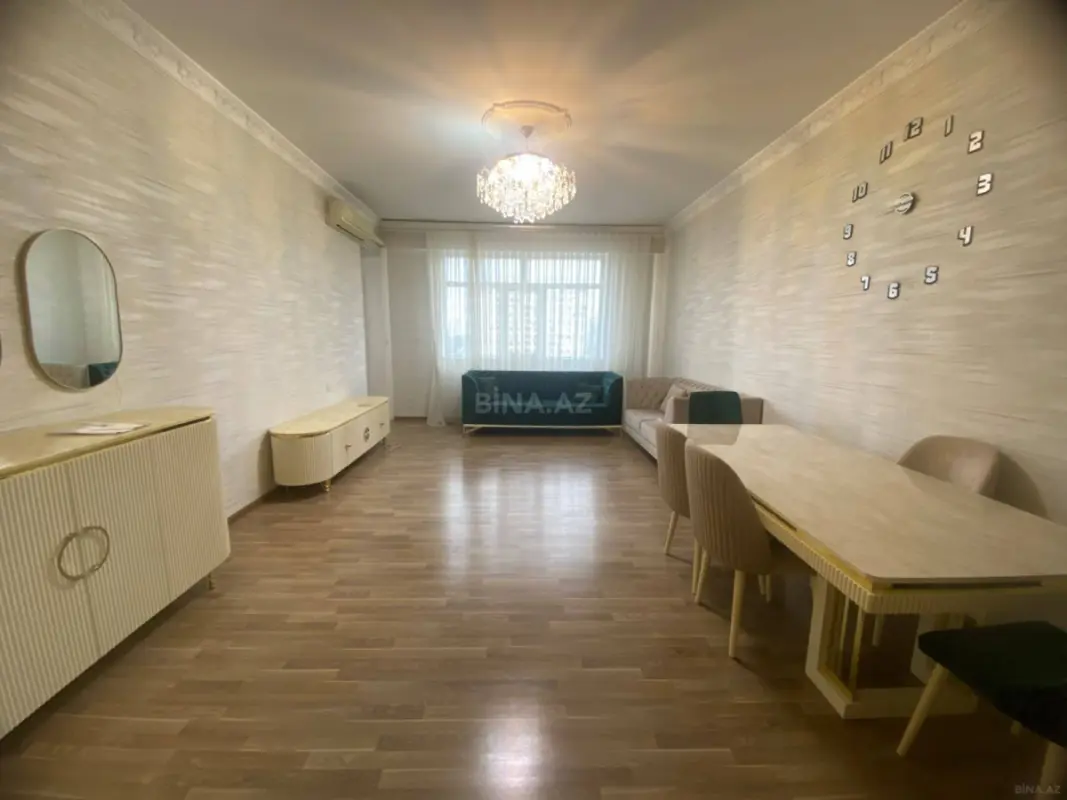 Kirayə verilir 3 otaqlı mənzil 135 m²