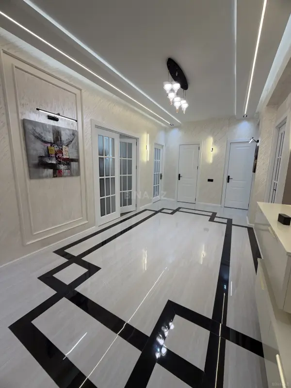 Satılır 3 otaqlı mənzil 120 m²