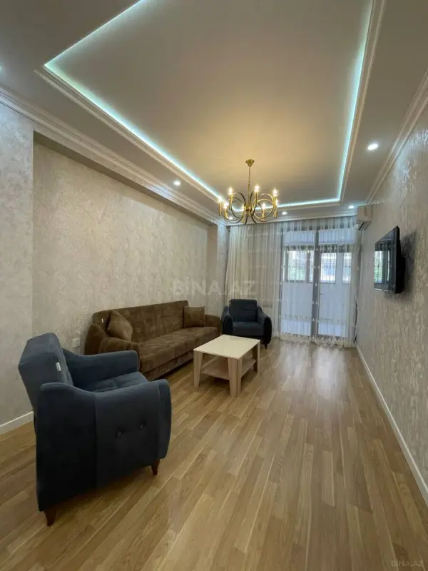 Kirayə verilir 3 otaqlı mənzil 120 m²