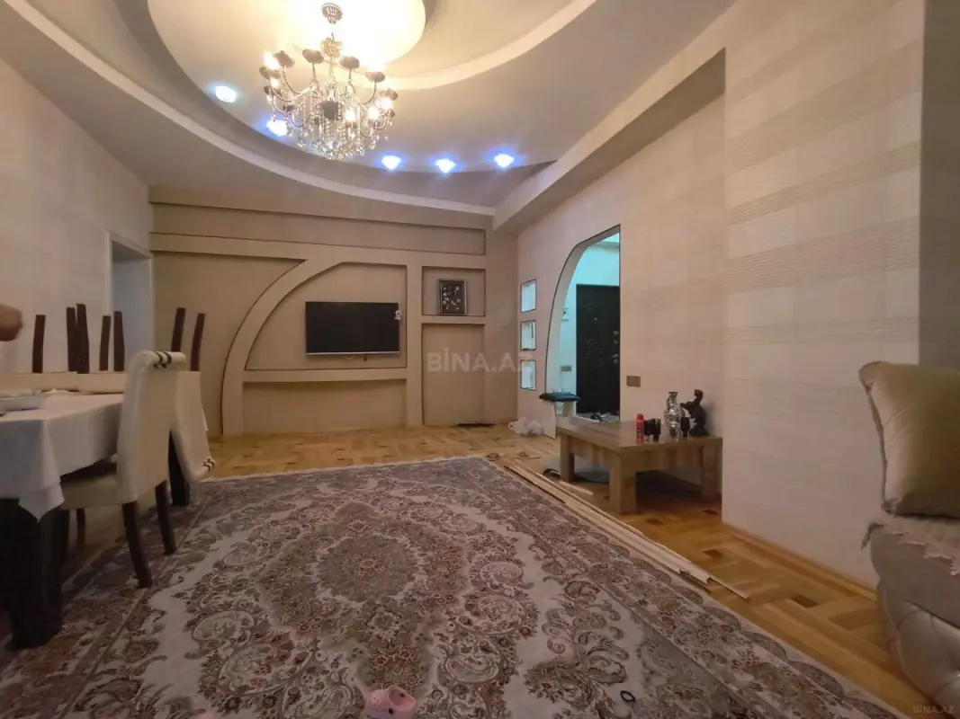 Kirayə verilir 3 otaqlı mənzil 120 m²