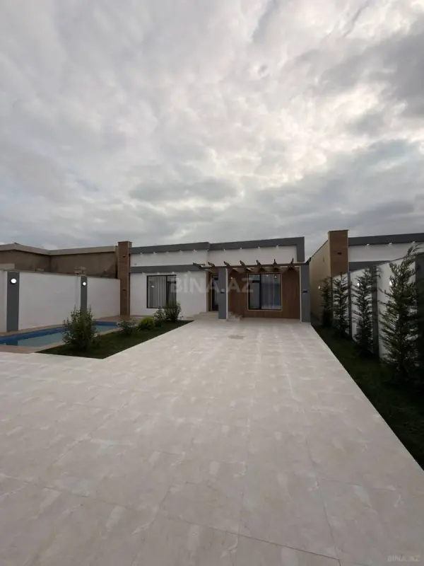 Satılır 4 otaqlı həyət evi 160 m²