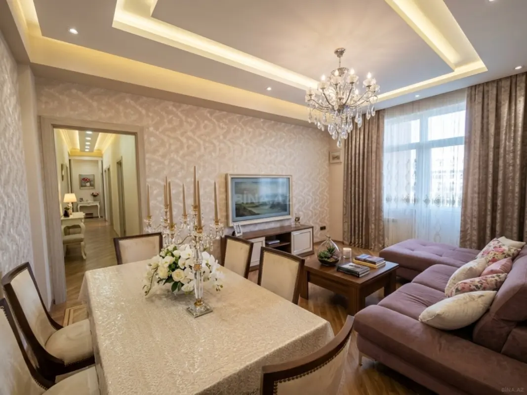 Satılır 3 otaqlı mənzil 111 m²