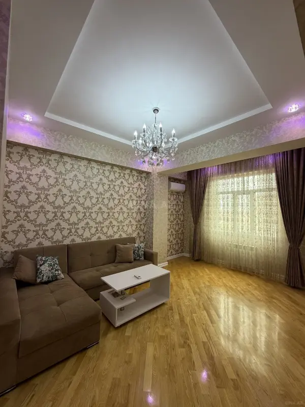 Satılır 2 otaqlı mənzil 56 m²