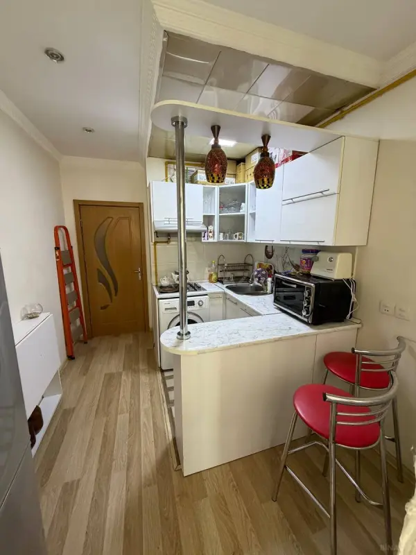 Satılır 1 otaqlı mənzil 50 m²