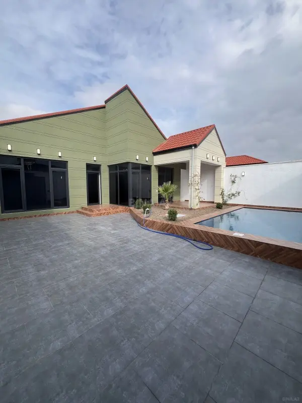 Satılır 4 otaqlı həyət evi 150 m²