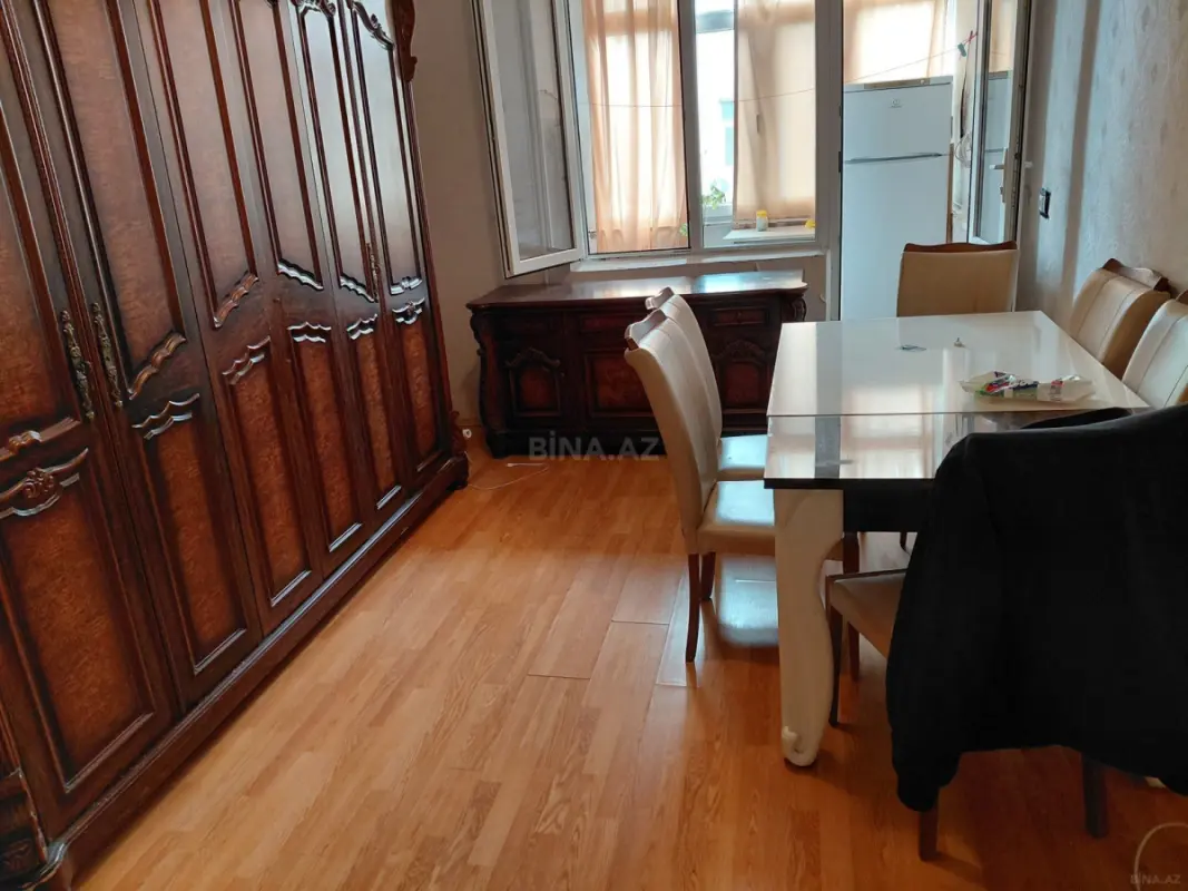 Kirayə verilir 2 otaqlı mənzil 37 m²