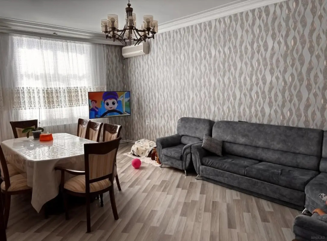 Satılır 4 otaqlı mənzil 117 m²