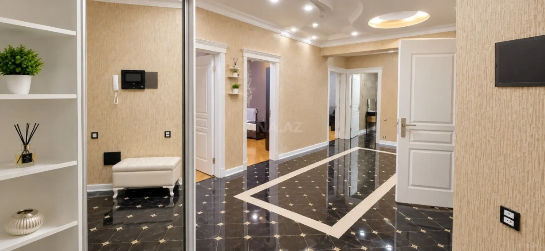 Kirayə verilir 3 otaqlı mənzil 140 m²