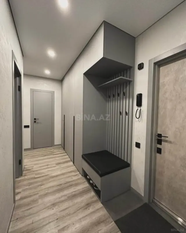 Satılır 2 otaqlı mənzil 77 m²