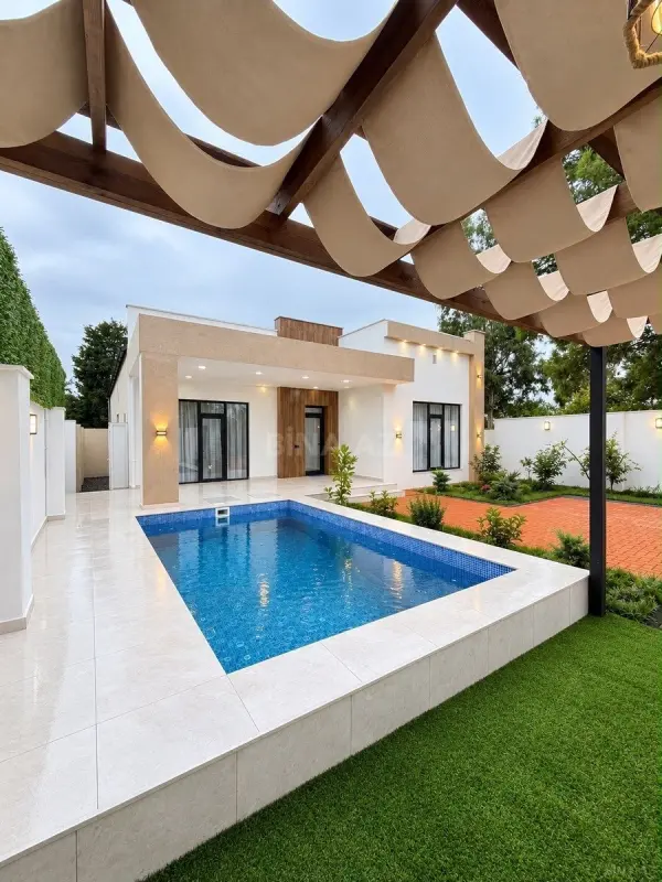 Satılır 4 otaqlı həyət evi 165 m²