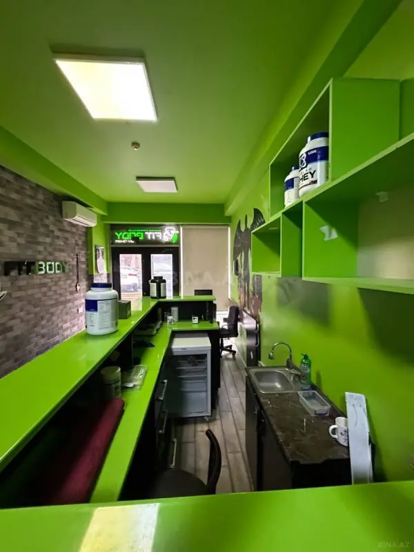 Kirayə verilir obyekt 182 m²