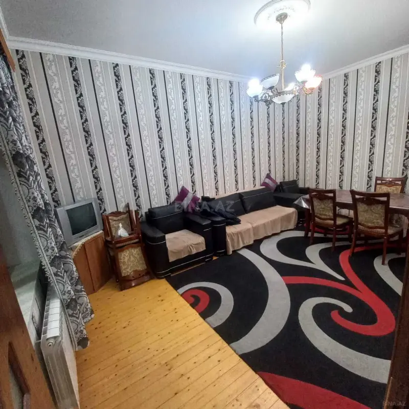 Kirayə verilir 2 otaqlı həyət evi 90 m²