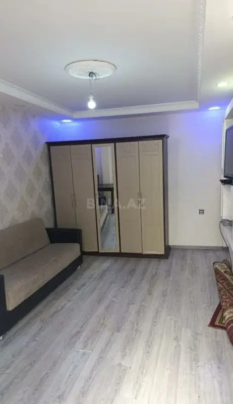Satılır 2 otaqlı mənzil 45 m²