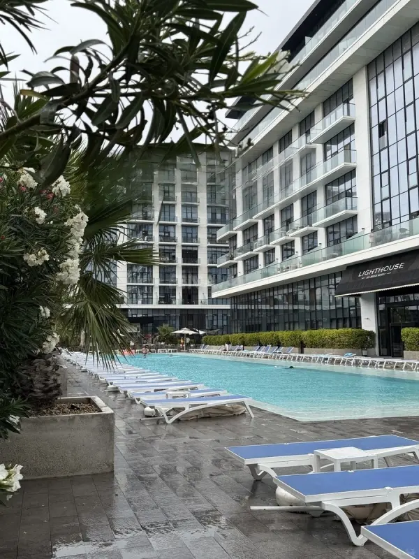 Satılır 2 otaqlı mənzil 79 m²