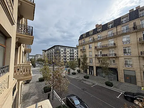 Kirayə verilir 3 otaqlı mənzil 100 m² — Bakı 3 otaq 100.00 m²
