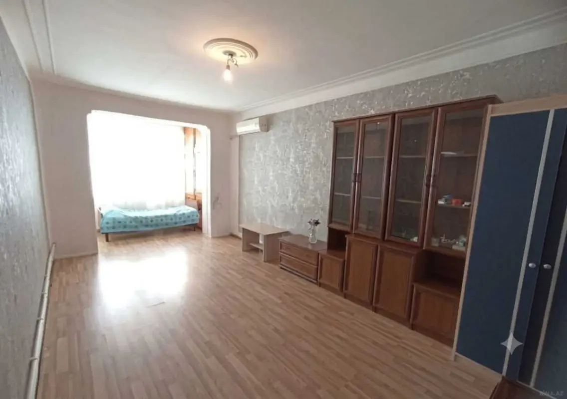 Satılır 2 otaqlı mənzil 60 m²