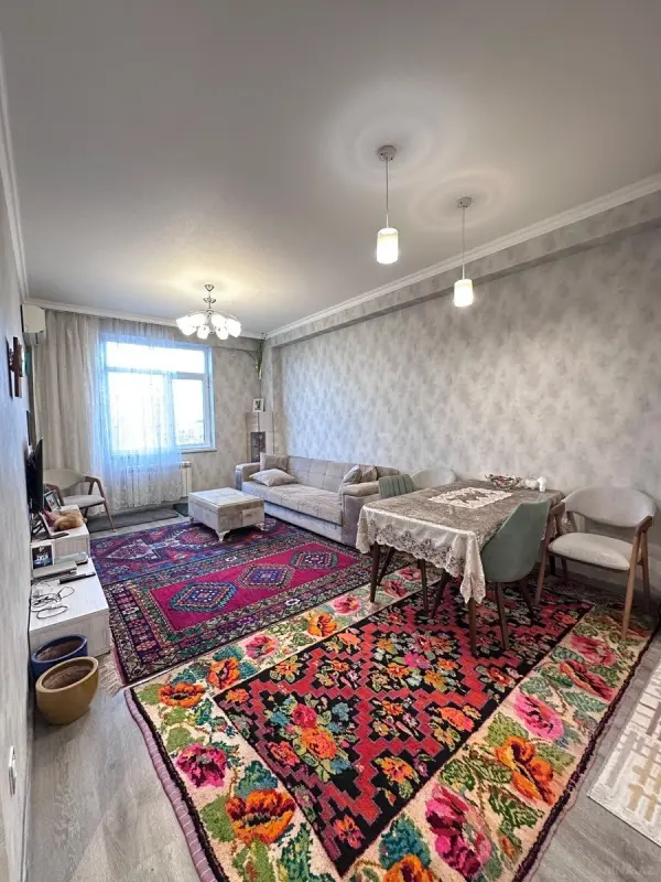 Satılır 2 otaqlı mənzil 64 m²