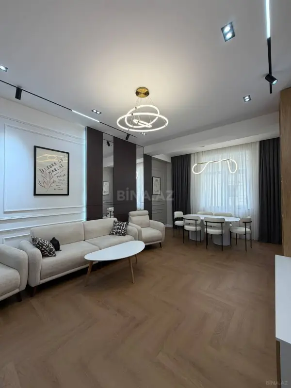 Satılır 3 otaqlı mənzil 92 m²