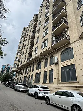 Kirayə verilir obyekt 330 m² — Bakı, Nizami 330.00 m²