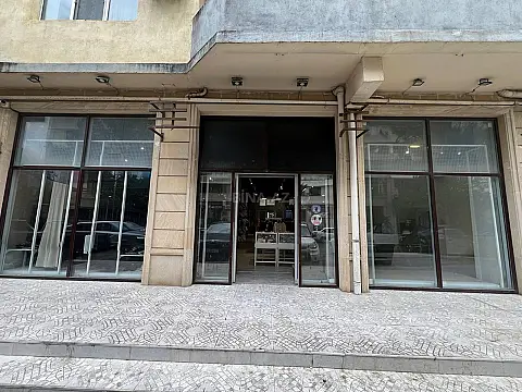 Kirayə verilir obyekt 220 m² — Bakı, Həzi Aslanov qəs. 220.00 m²