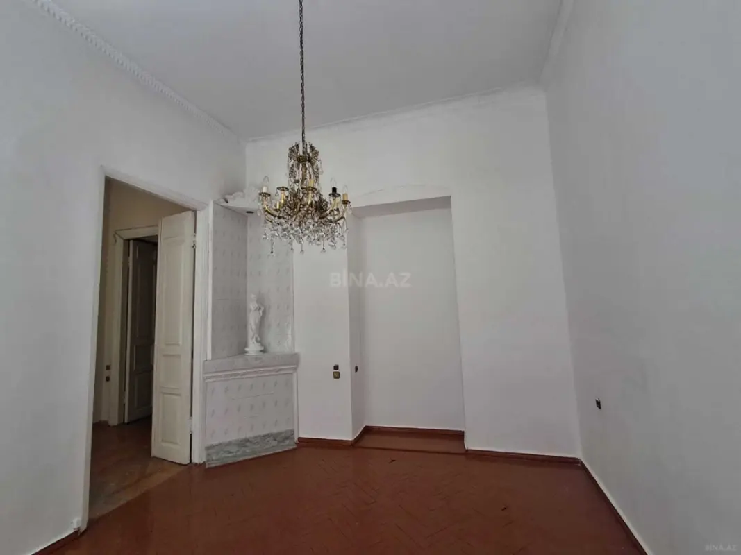Kirayə verilir 3 otaqlı ofis 80 m²