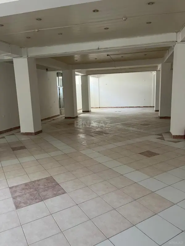Satılır obyekt 260 m²