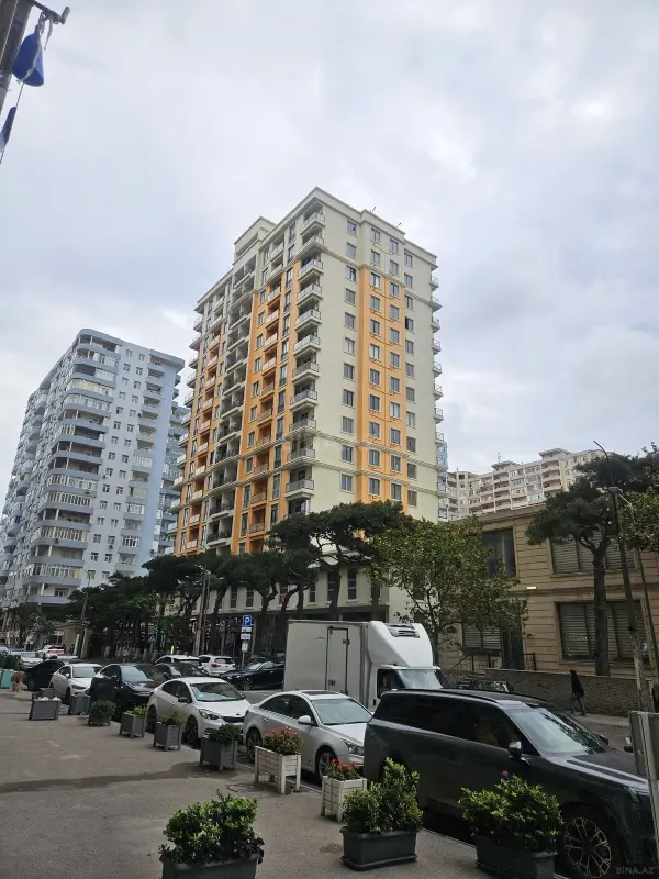 Satılır 2 otaqlı mənzil 60.4 m²
