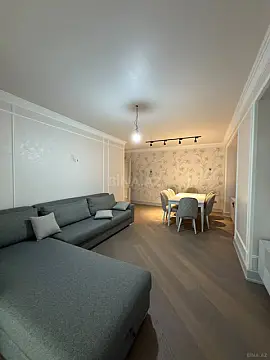 Satılır 3 otaqlı mənzil 167 m² — Bakı 3 otaq 167.00 m²