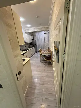 Kirayə verilir 3 otaqlı mənzil 120 m² — Bakı, İnşaatçılar 3 otaq 120.00 m²
