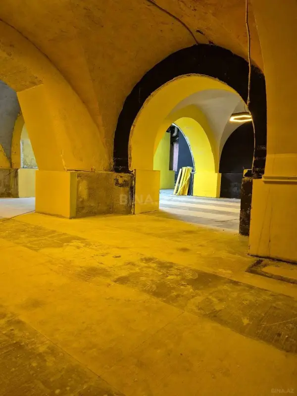 Kirayə verilir obyekt 200 m²