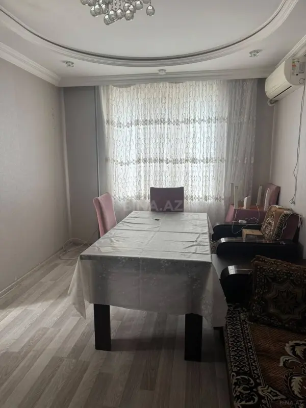Kirayə verilir 2 otaqlı mənzil 69 m²