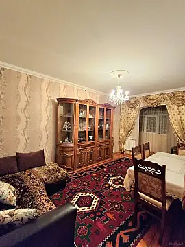 Satılır 5 otaqlı mənzil 130 m² — Bakı 5 otaq 130.00 m²