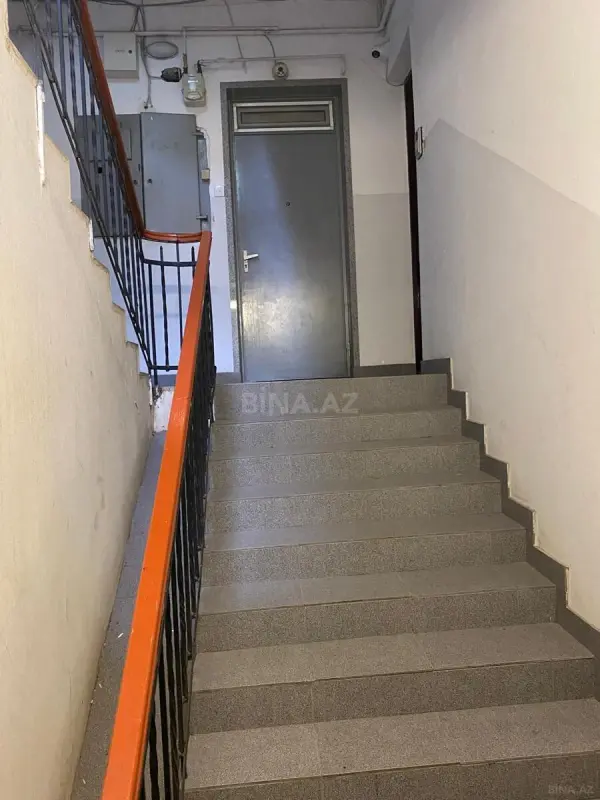 Satılır 2 otaqlı mənzil 140 m²