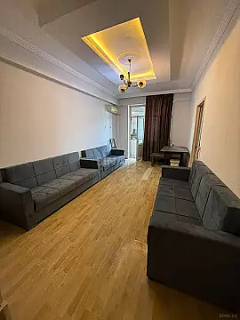 Satılır 3 otaqlı mənzil 130 m² — Bakı 3 otaq 130.00 m²
