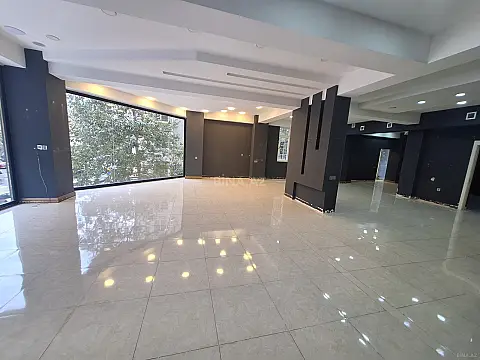 Kirayə verilir obyekt 320 m² — Bakı, Nərimanov 320.00 m²