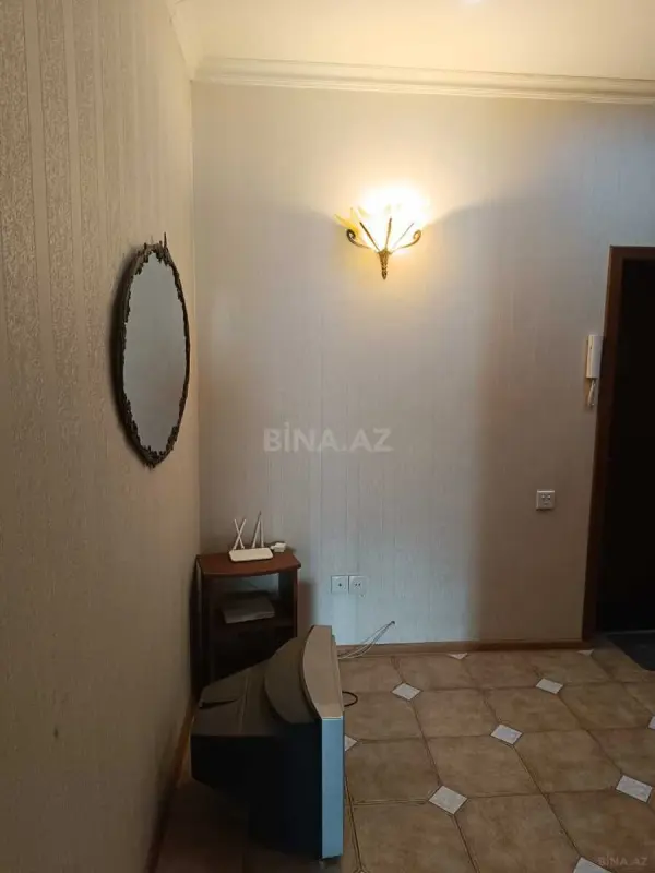 Kirayə verilir 3 otaqlı mənzil 130 m²