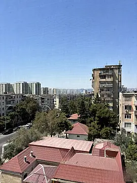 Satılır 2 otaqlı mənzil 45 m² — Bakı, Həzi Aslanov qəs. 2 otaq 45.00 m²