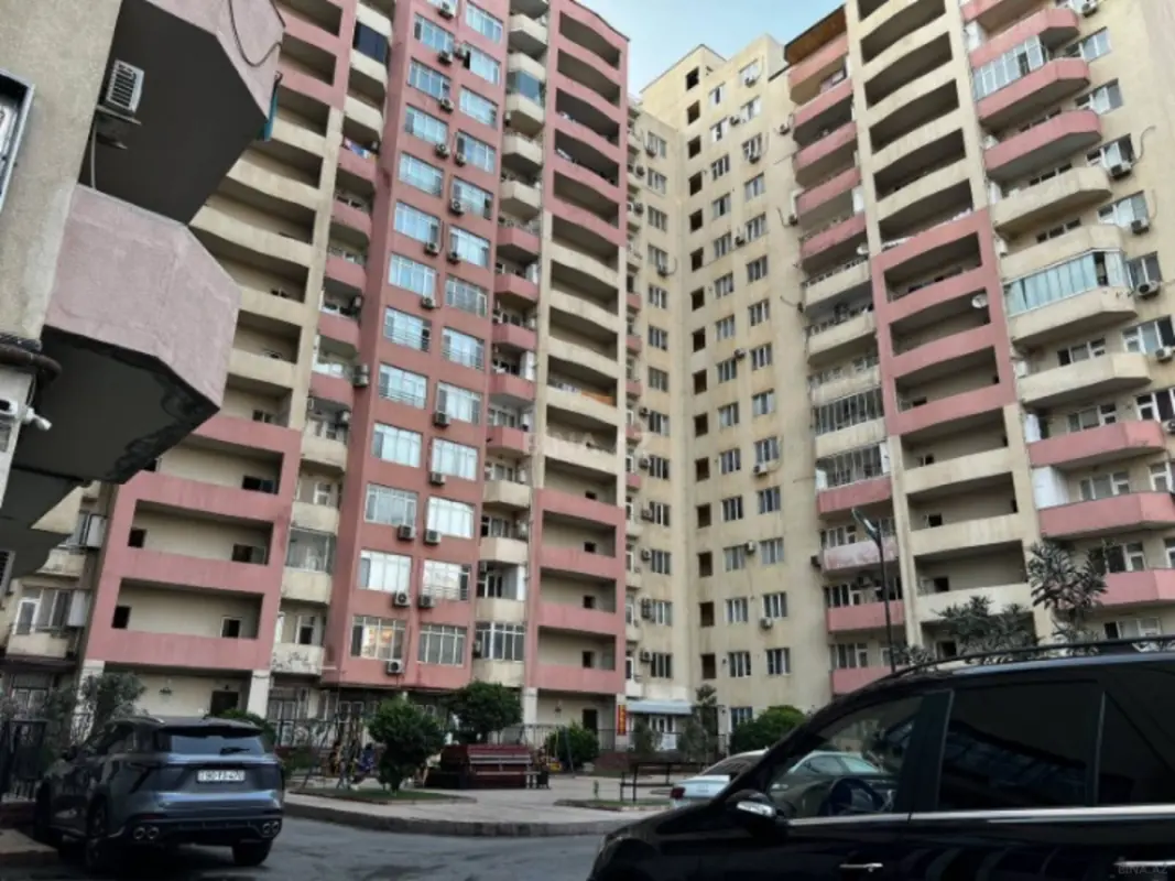 Satılır 2 otaqlı mənzil 59 m²