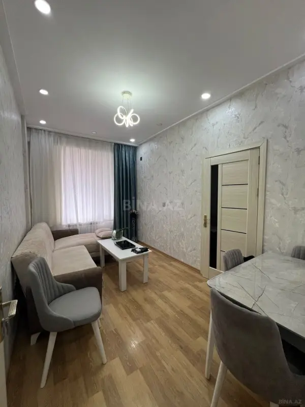 Satılır 2 otaqlı mənzil 42 m²